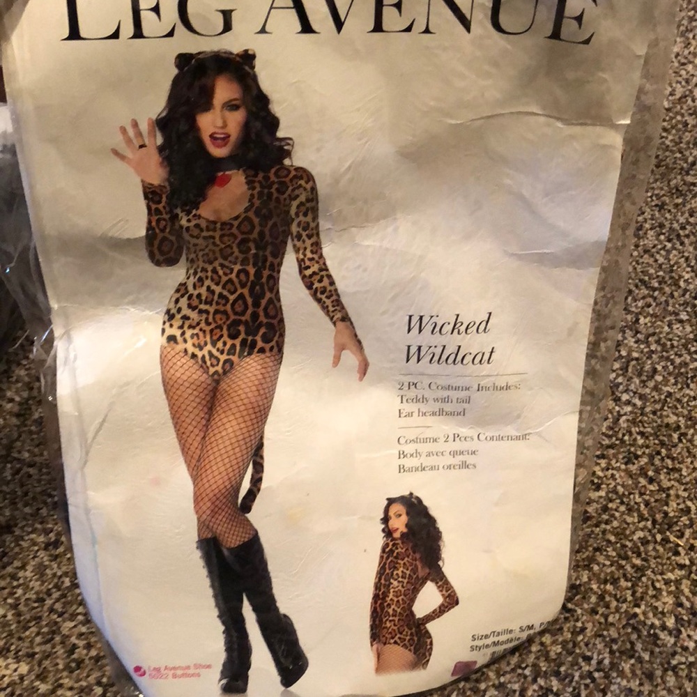 Wildcat Costume until 10/18